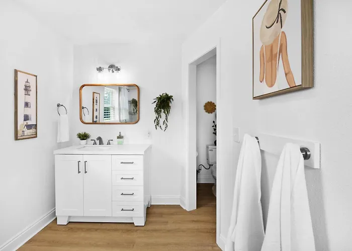 Holiday home Kid's Playroom & Workspace | 5mins To Downtown Pensacola
