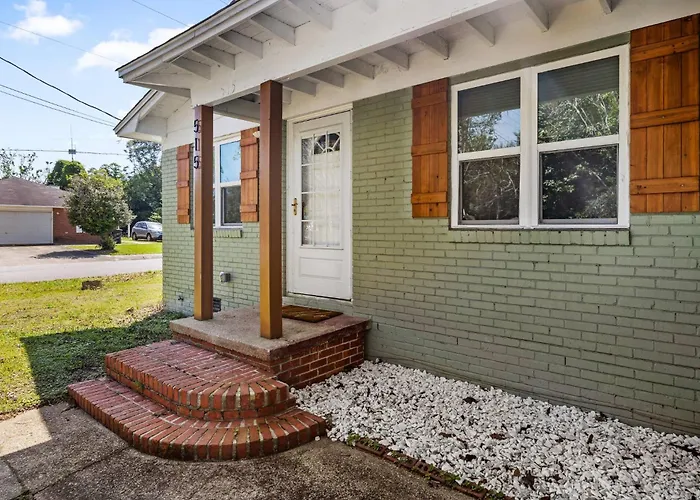 Kid's Playroom & Workspace | 5mins To Downtown * Pensacola